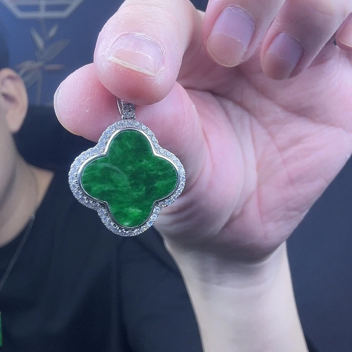 翡翠吊坠(不含链)银S925镶嵌特价 新年 有浅色