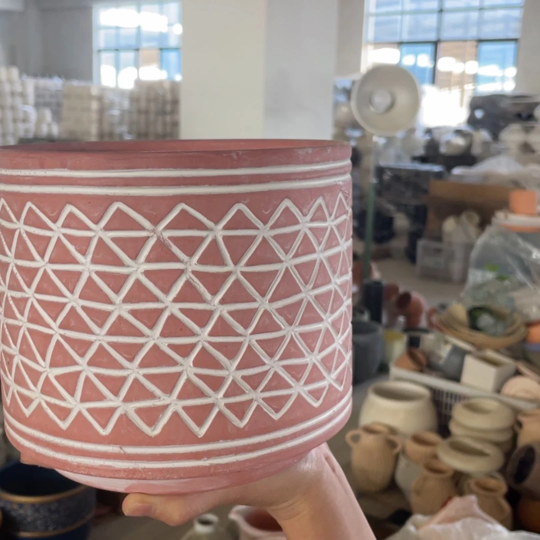 【闪购商品】红陶玫红三角17-15