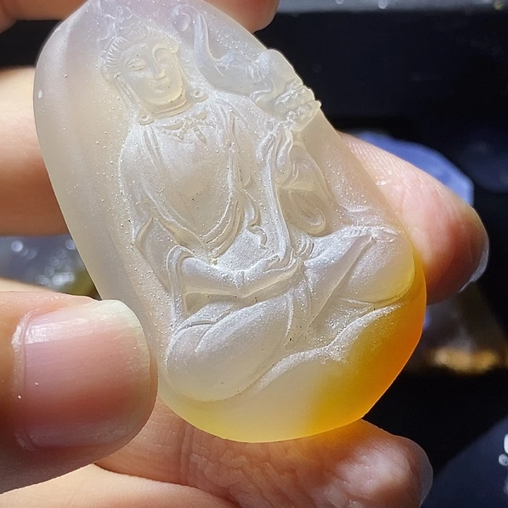 未镶嵌观音定制玛瑙