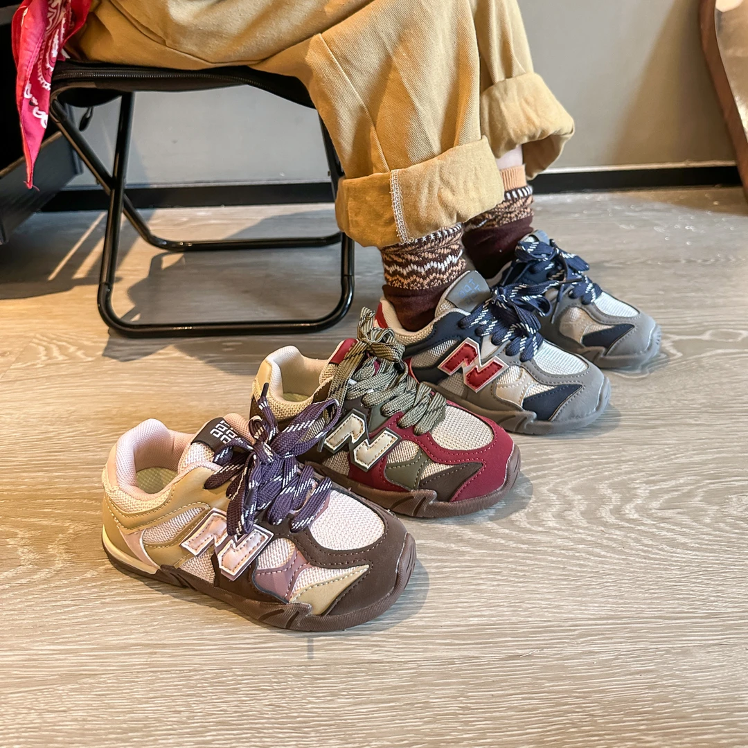 儿童运动鞋女童透气户外跑步鞋子2025春秋新款男童韩系百搭休闲鞋