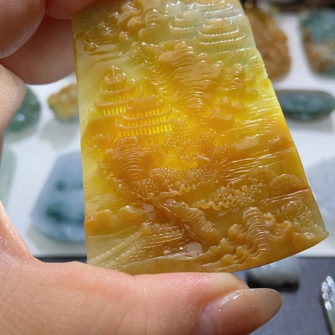 定制翡翠未镶嵌翡翠