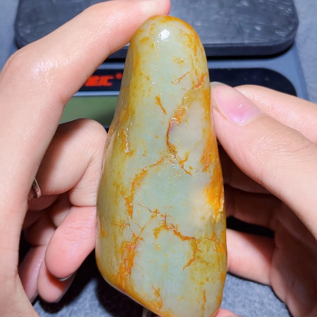 和田玉未镶嵌珠宝奇石