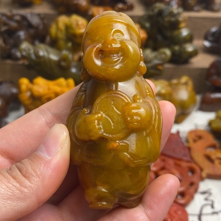 未镶嵌蛇纹石玉颈饰2