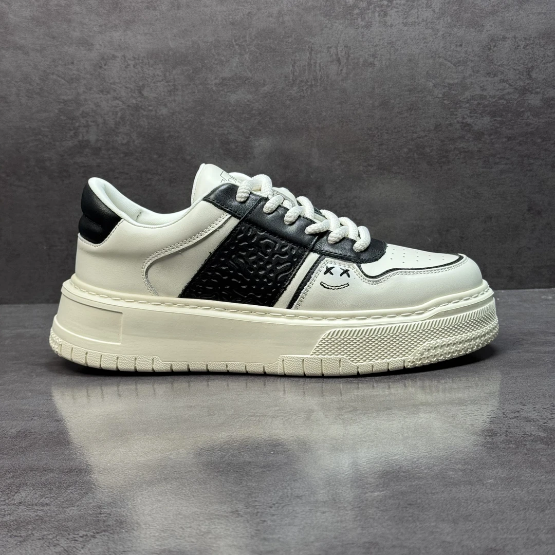 板鞋拼色系带透气休闲风休闲板鞋青年皮革拼接圆头青少年HM602-21