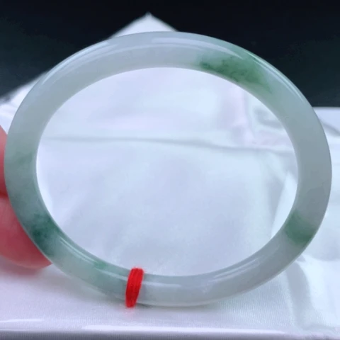 翡翠手镯（贵妃镯）未镶嵌71号