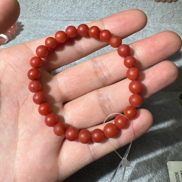 满色满肉保山哑光南红高品质圆珠单圈多样性发一