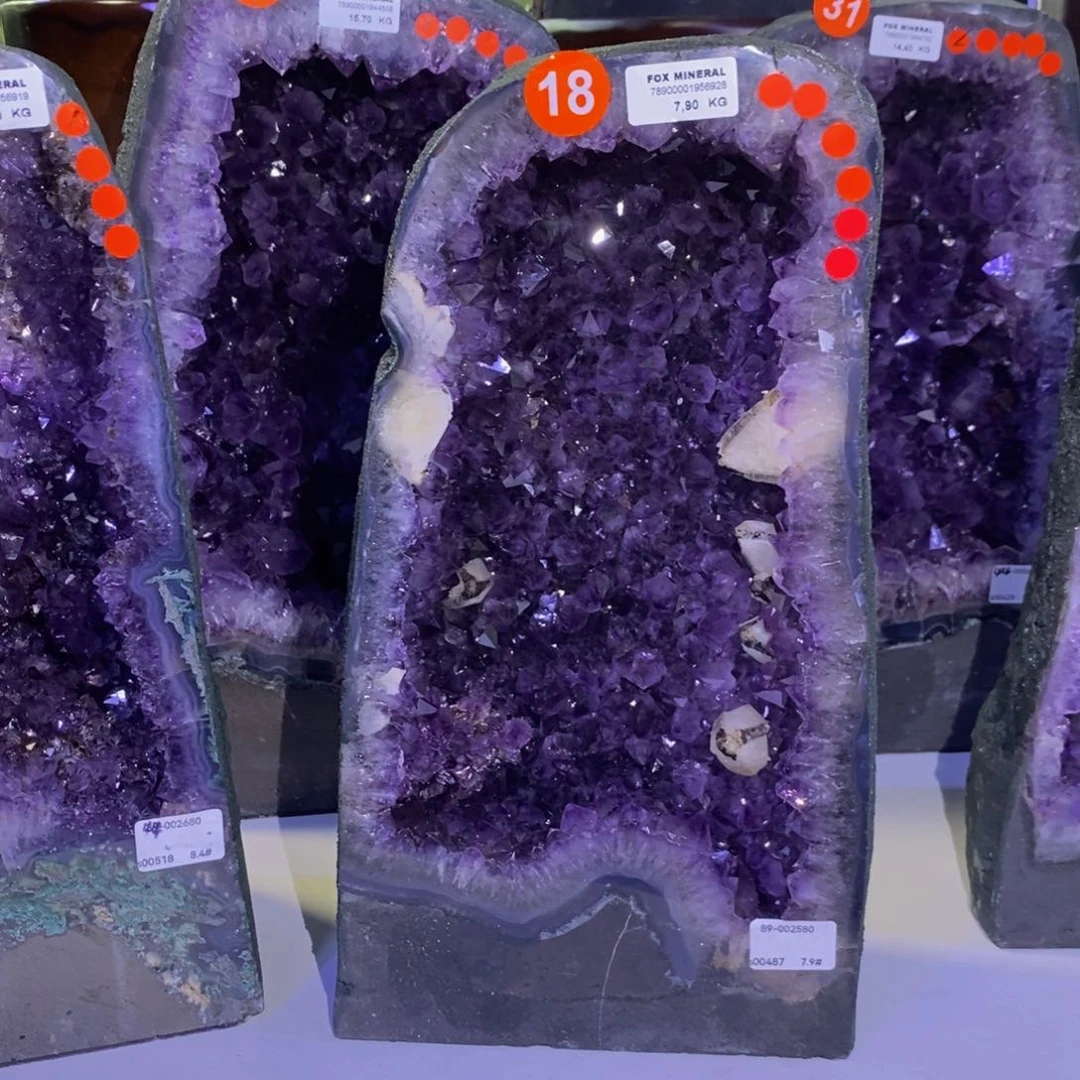 未镶嵌大型摆件（非配饰）紫晶带底座