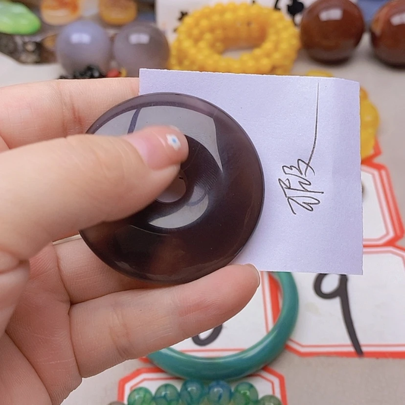 【闪购商品】玛瑙/玉髓未镶嵌珠宝半成品普****?