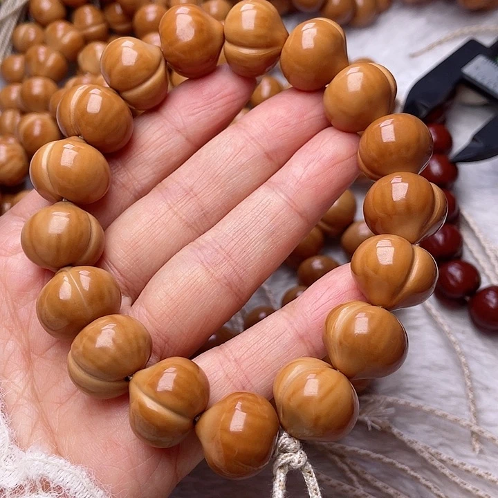 手串猴头核桃郭****517f g n n m