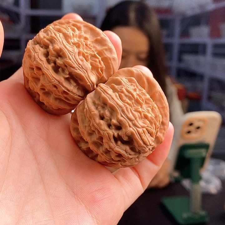 把件文玩核桃白狮子45