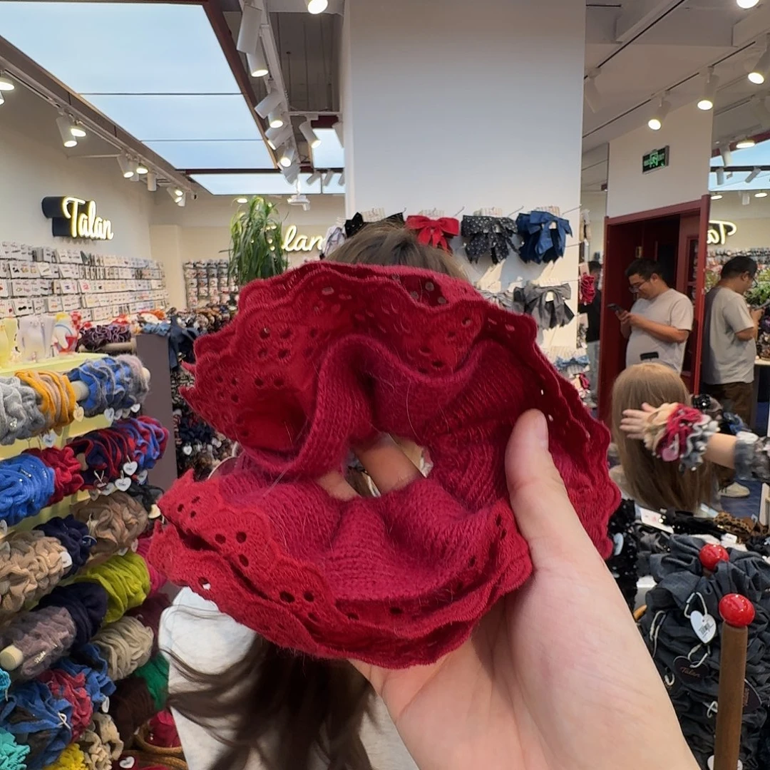 红色拼接发圈哦哦哦