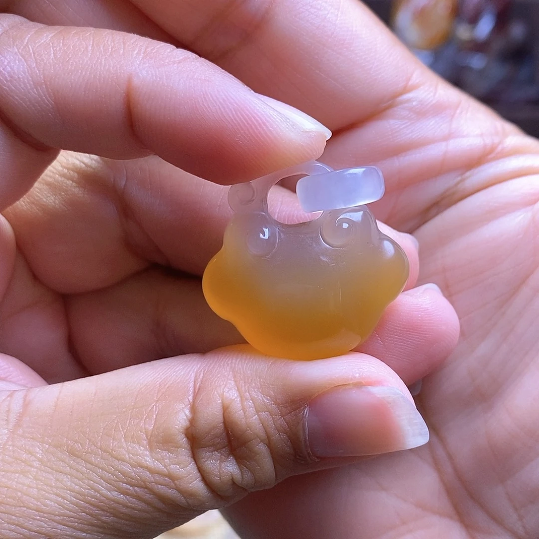 阳***人玛瑙/玉髓未镶嵌颈饰
