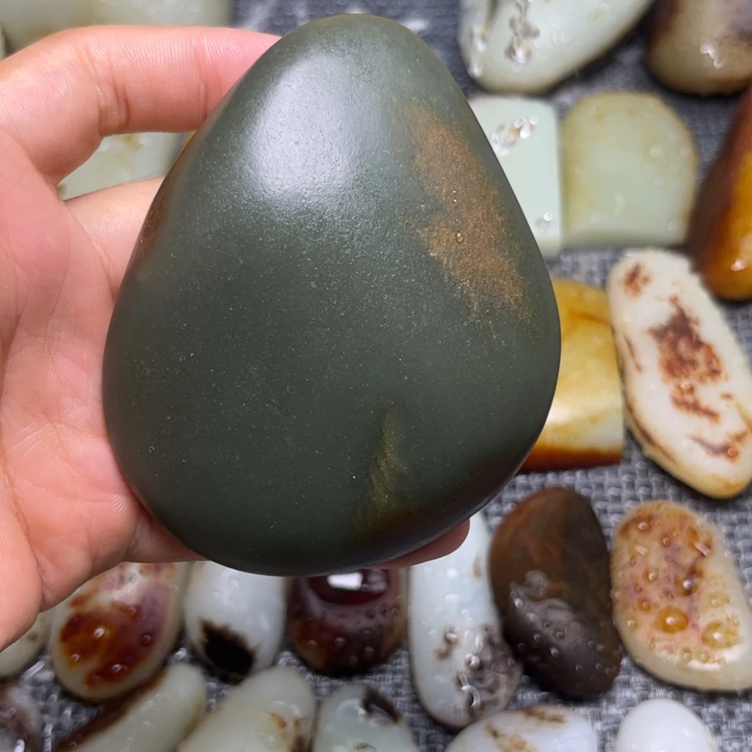 未镶嵌和田玉定制和田玉l****8