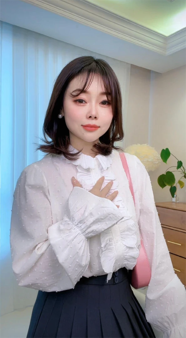 52《一云服饰》新款法式白色衬衫设计感小众甜美娃娃领衬衣