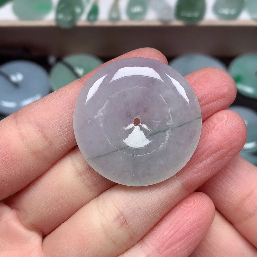 翡翠颈饰未镶嵌平安扣A