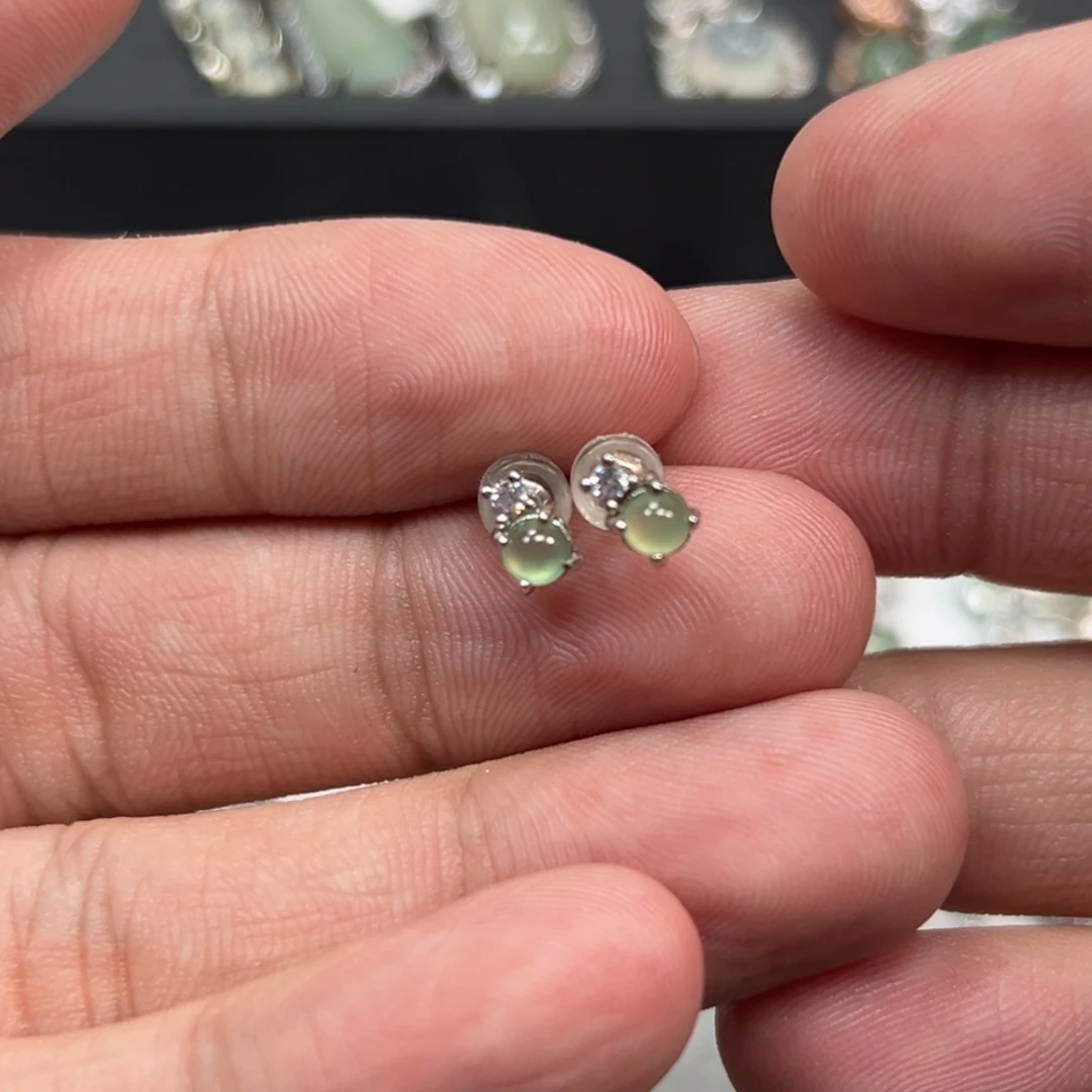 翡翠银S925镶嵌耳钉