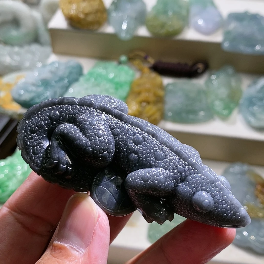 【闪购商品】翡翠颈饰未镶嵌11111111111111