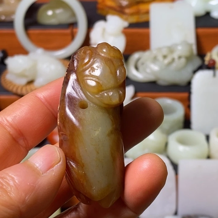 和田玉（青玉）未镶嵌颈饰