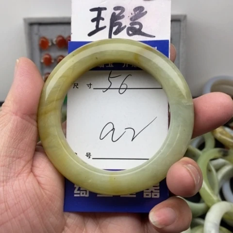 未镶嵌蛇纹石玉手镯