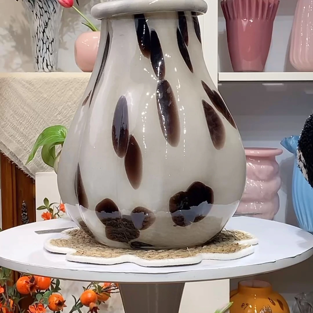 原色 口12高35宽31 微瑕 送垫子