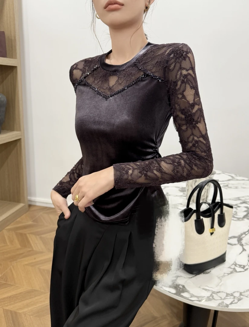 黑色长袖圆领百搭时尚丝绒绣花显瘦打底衫拼接打底衫秋冬