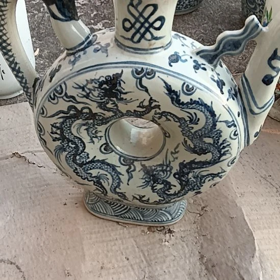 瓷片，，，，，，，，，，，，，，，，，，