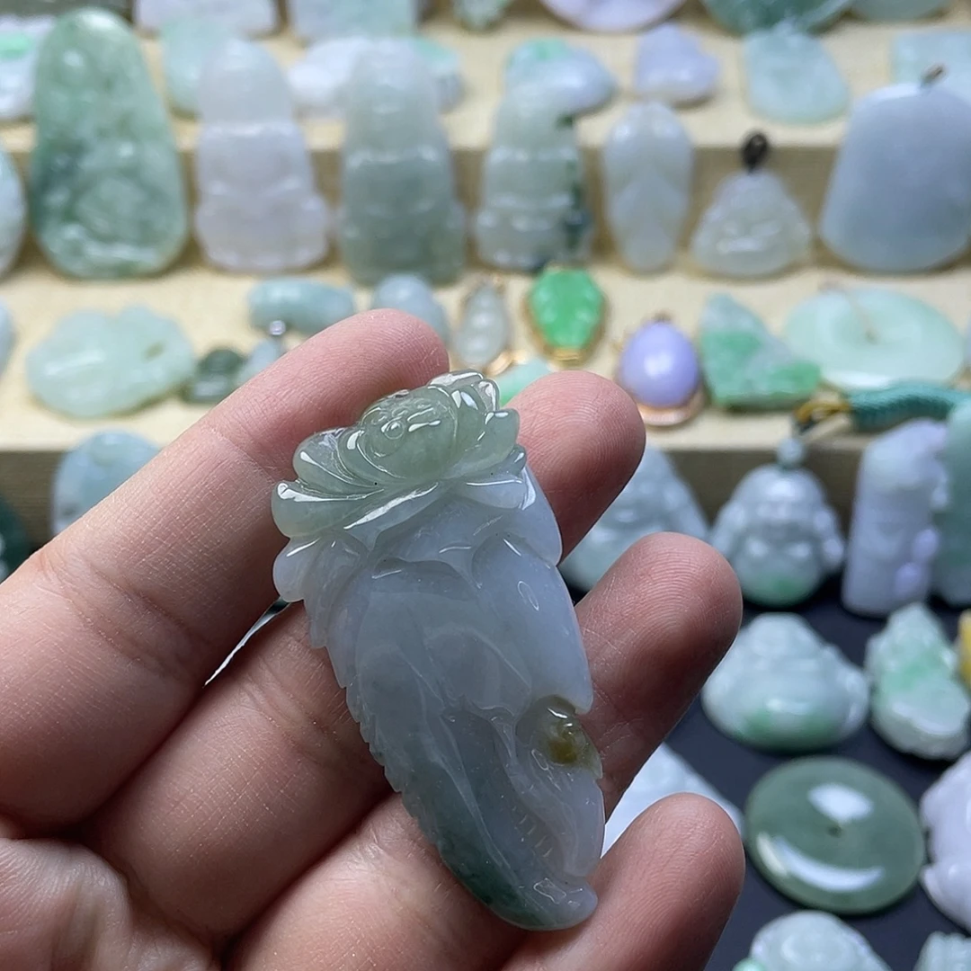 翡翠未镶嵌颈饰纯天然翡翠