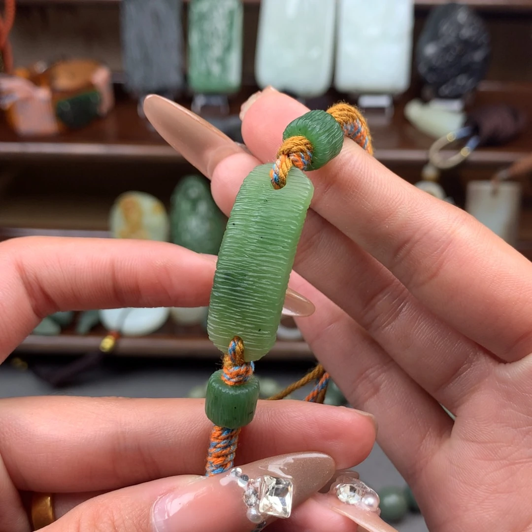 和田玉（糖玉）挂件未镶嵌