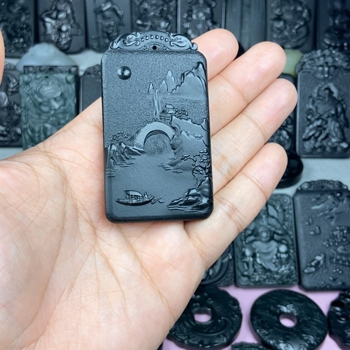 颈饰未镶嵌和田玉