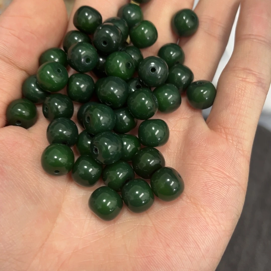 【闪购商品】白玉菩提吊坠q10/100+20颗祖母绿