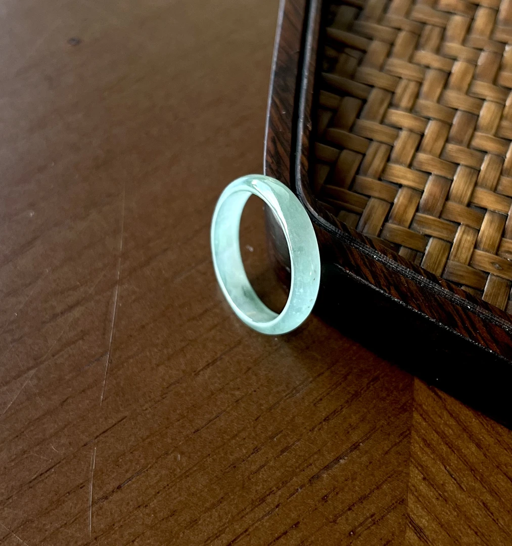 天然翡翠戒指(危地马拉)