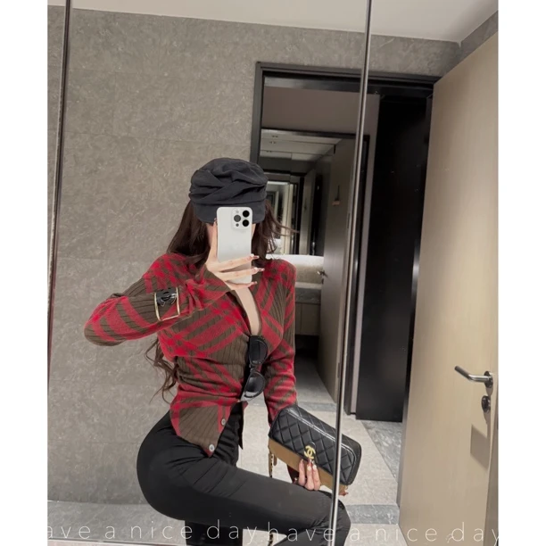 橙路【 博利开衫】复古长袖格纹彩条拼接女秋气质撞色针织衫