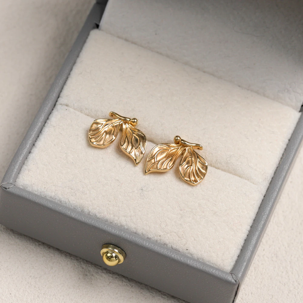 【叭哒不惑】18K金蝴蝶耳钉 约10*10mm 0.5g左右
