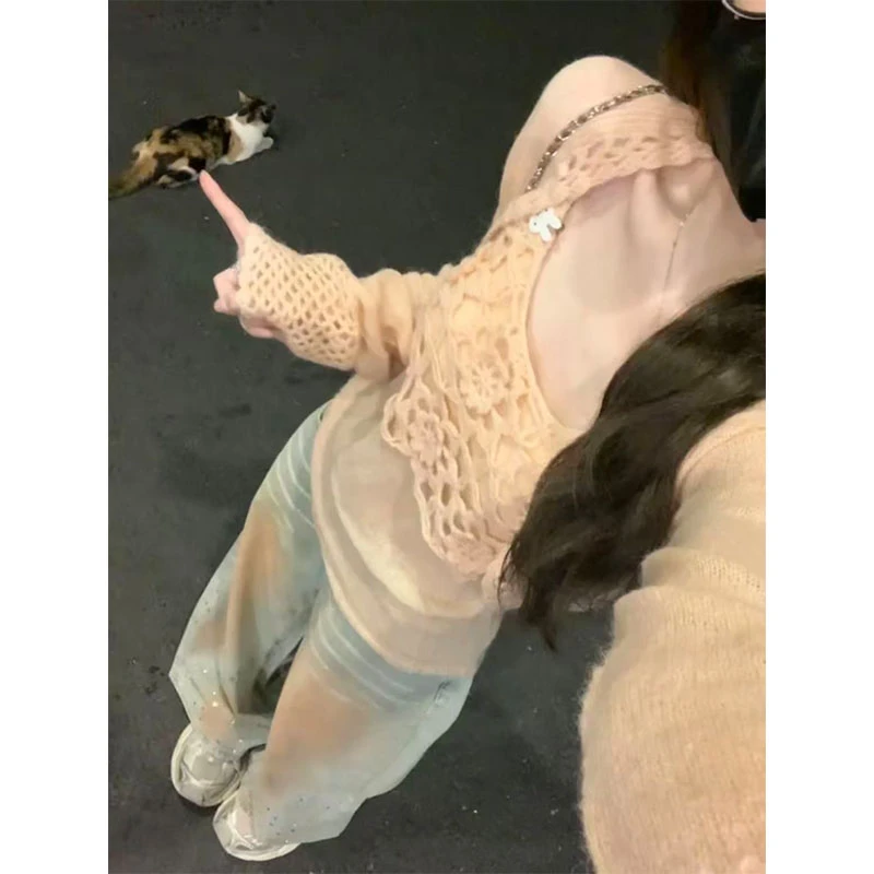 2025早秋新款百搭短款长袖针织开衫修身吊带显瘦阔腿牛仔裤三件套