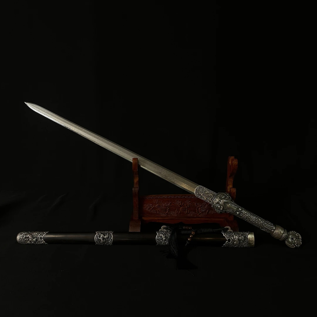 龙泉锻锋阁 吞金玄甲剑 原模纯银做旧 大叶紫檀 陨铁 宝剑 不开刃