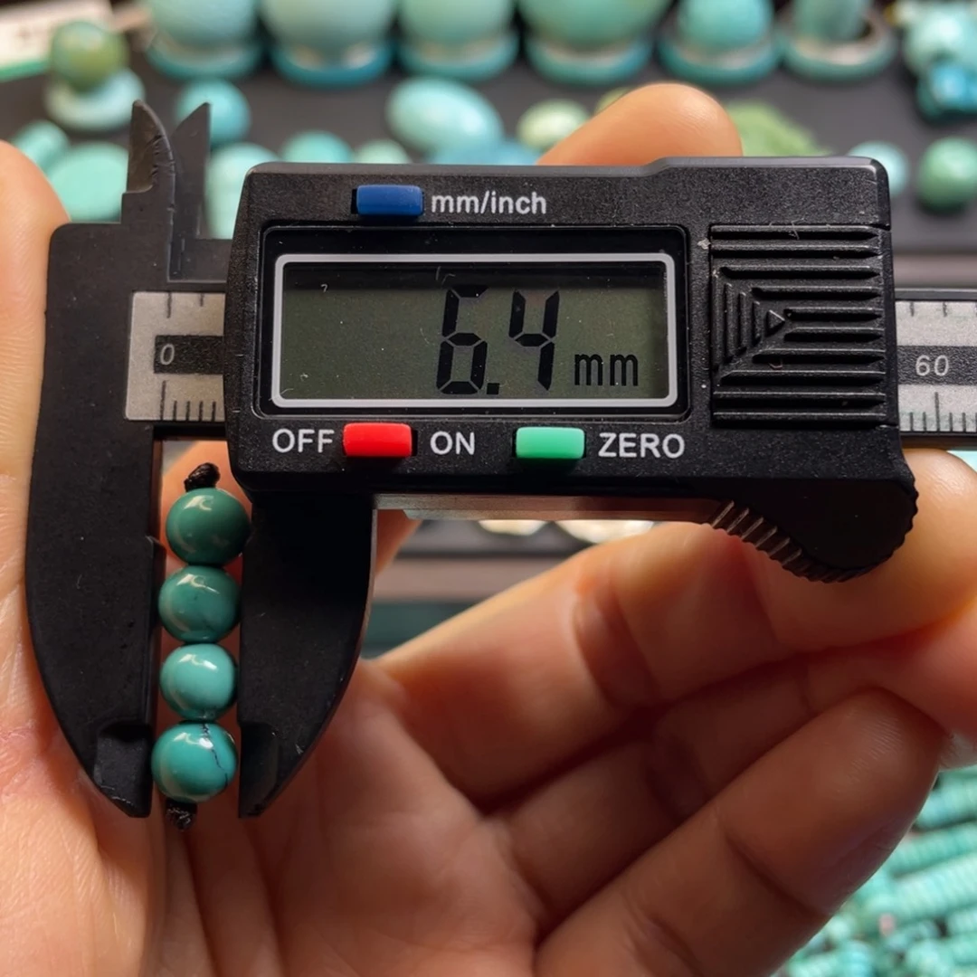 绿松石颈饰未镶嵌