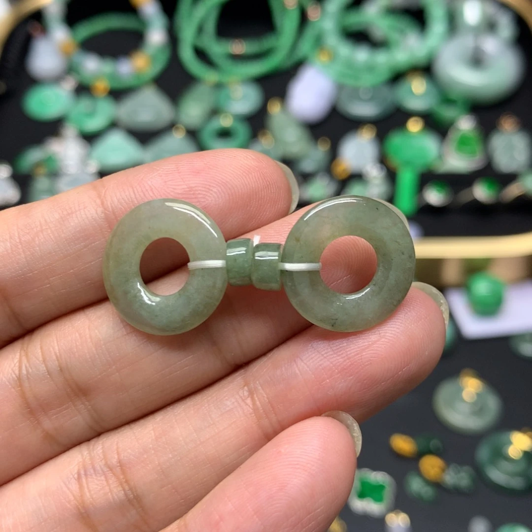吊坠(不含链)未镶嵌翡翠有纹裂