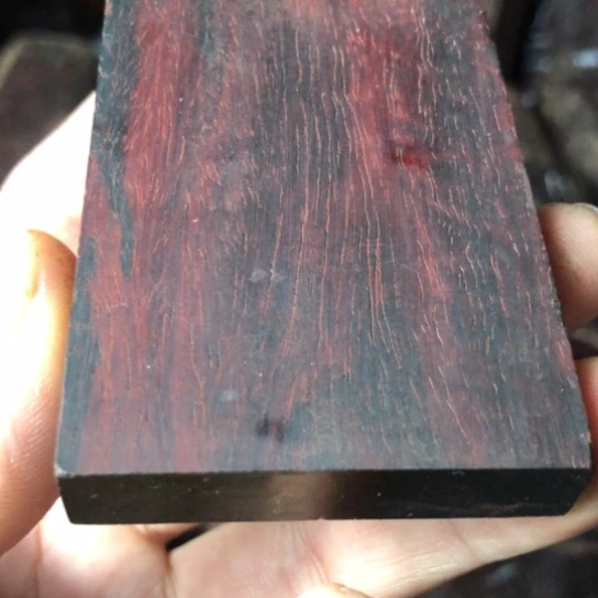 印度小叶紫檀牌子料一块