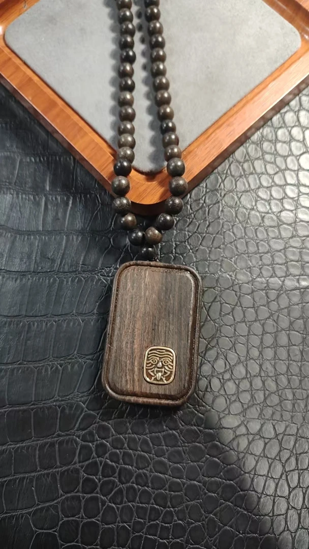 精品时尚神龙木吊坠六1184