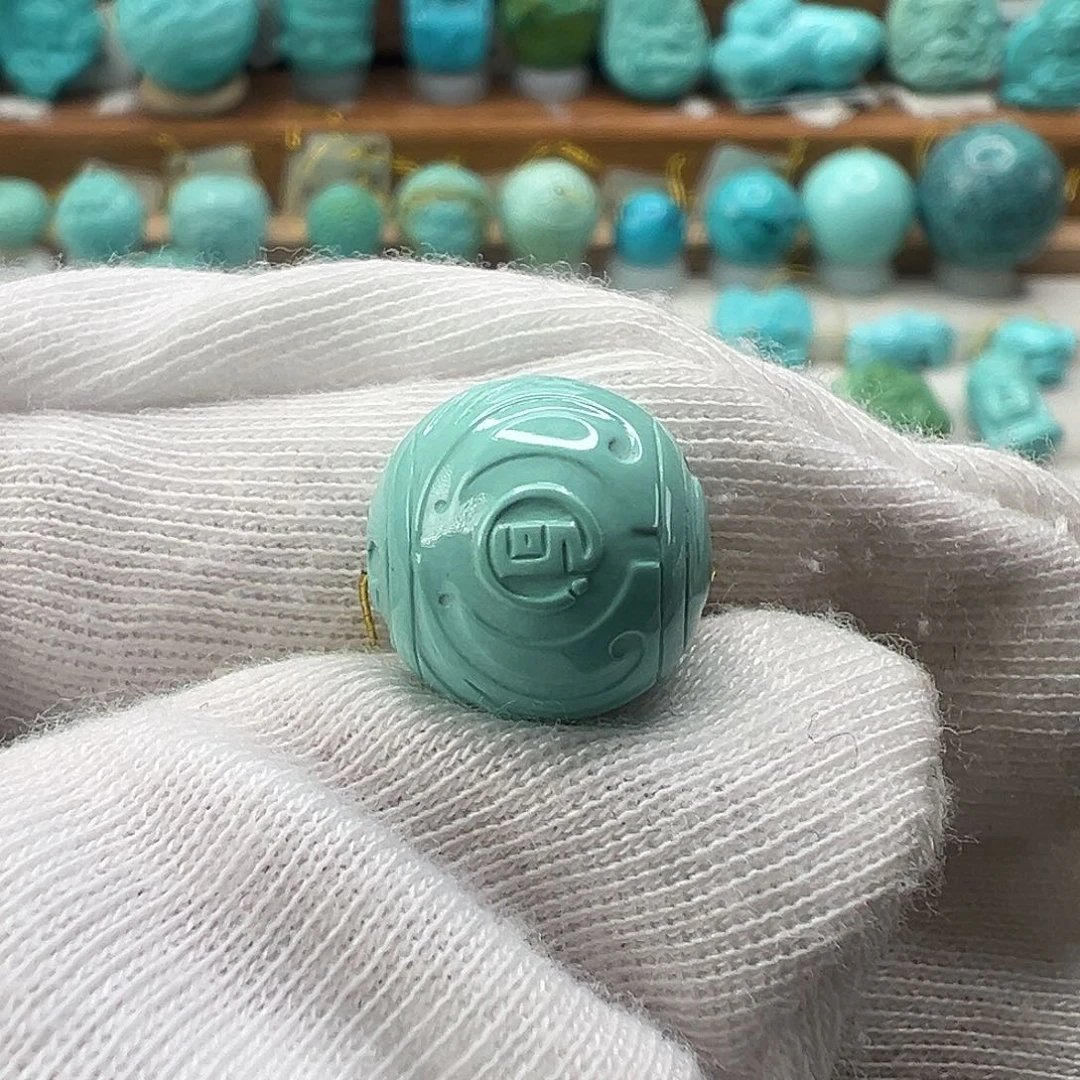 绿松石配饰未镶嵌