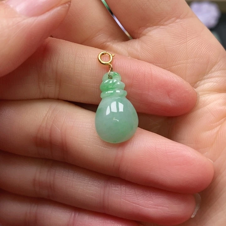 翡翠颈饰未镶嵌吊坠