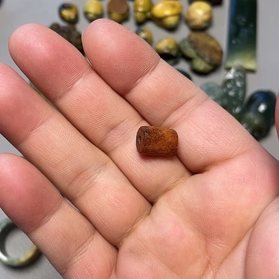 岫岩河磨玉（透闪石质玉）未镶嵌挂件