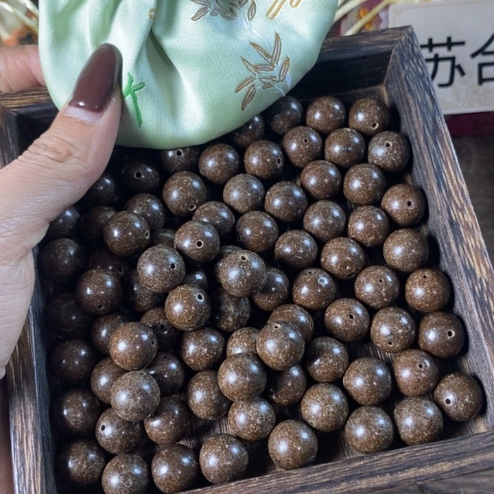 泥塑雍正旷野香1.2瑕疵珠香包约50克