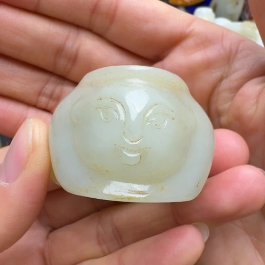 和田玉挂件未镶嵌才**姐