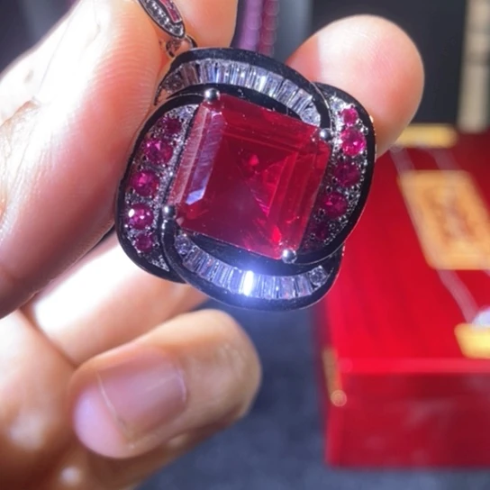 银S925镶嵌戒指红宝石