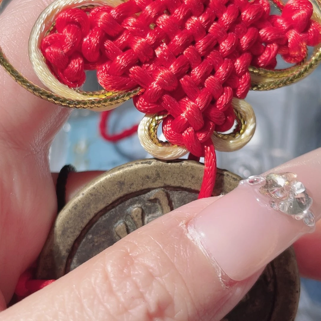 暗***光钱币。      挂件。  7枚。