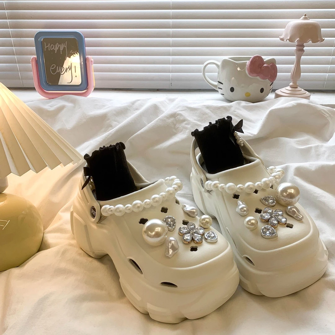 网红可爱洞洞鞋女外穿2025夏季新款松糕厚底增高包头半拖鞋凉拖鞋