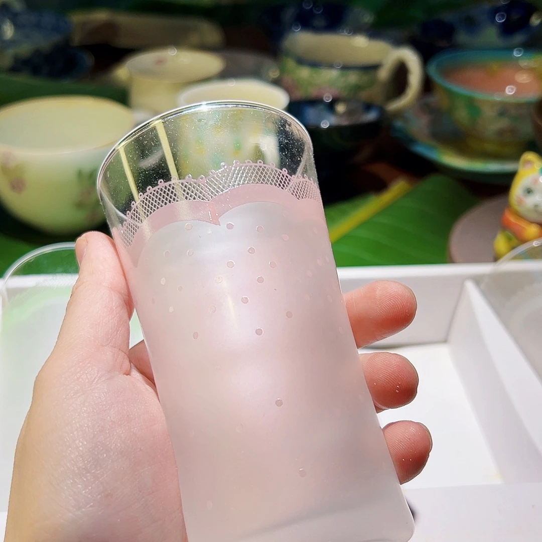 咖啡杯和茶杯也好好吃
