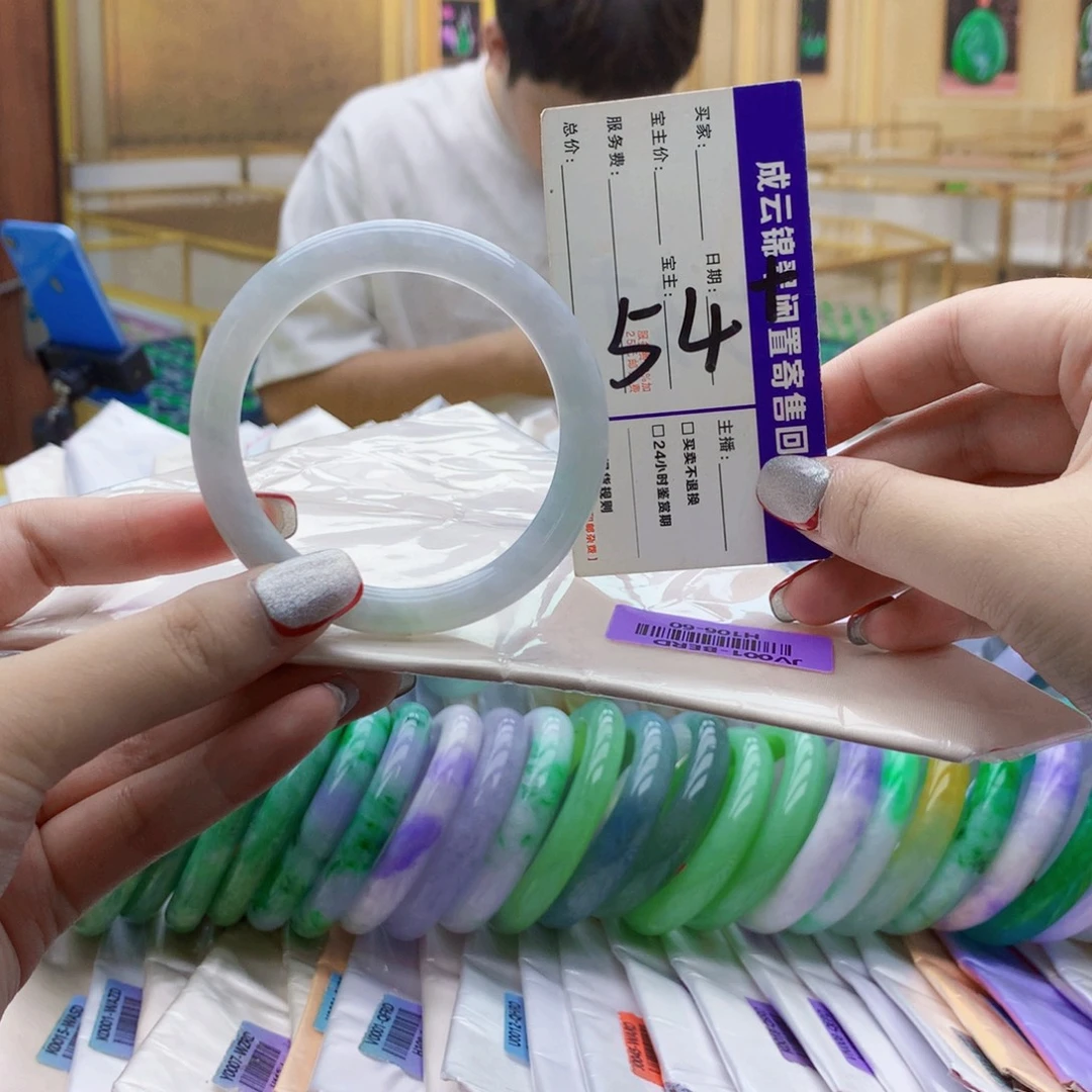 翡翠未镶嵌手镯bh