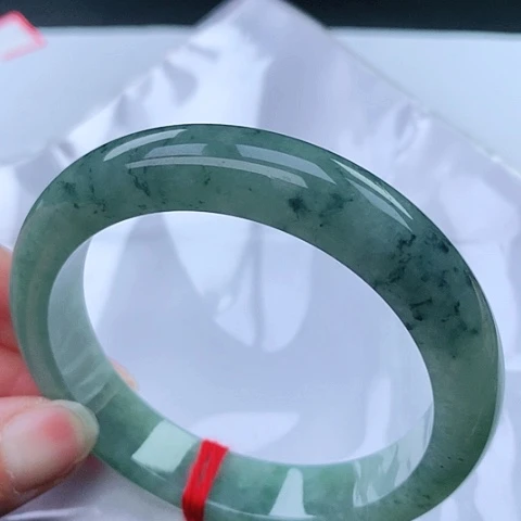 翡翠手镯未镶嵌57 号翡翠手镯